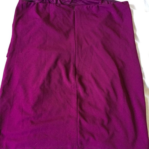 Midi Magenta Tube Skirt NWOT - Picture 2 of 2